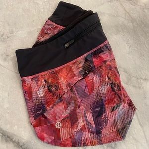 2.5” lululemon speed up short size 2